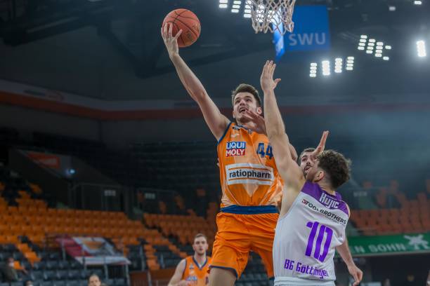 也是她日复 也是她日复