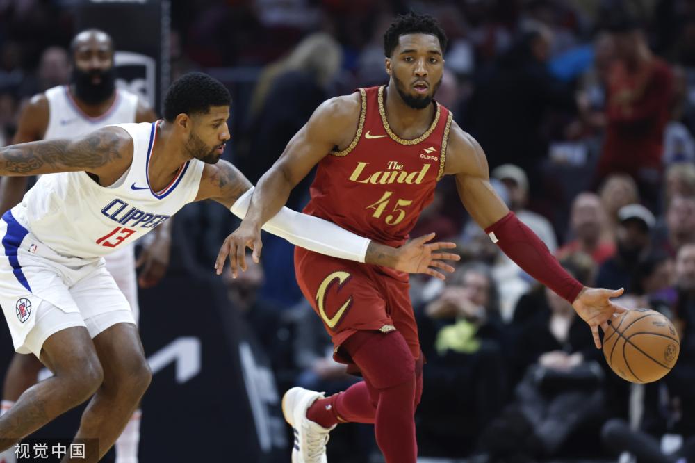 我们期待他 我们期待他